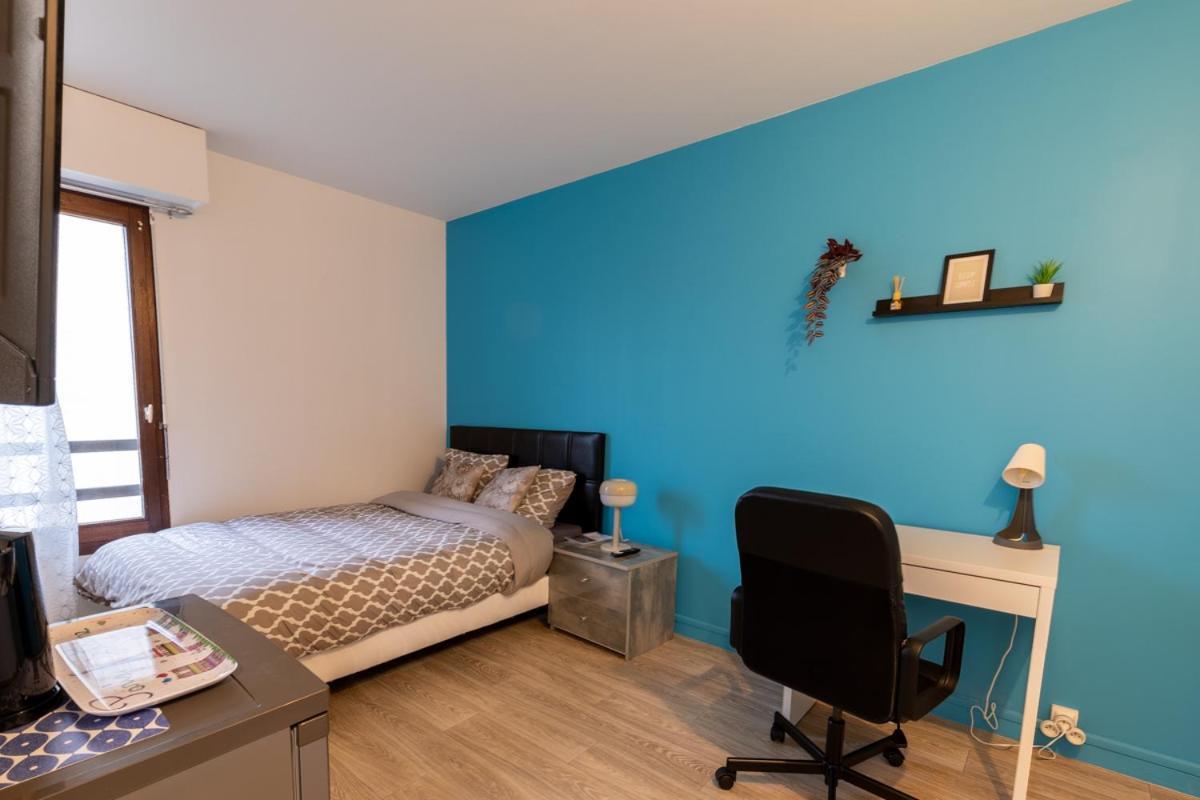 Bed and Breakfast Le Beau Refuge Parisien De Cergy - Parisian Modern Flat At Сержи Экстерьер фото